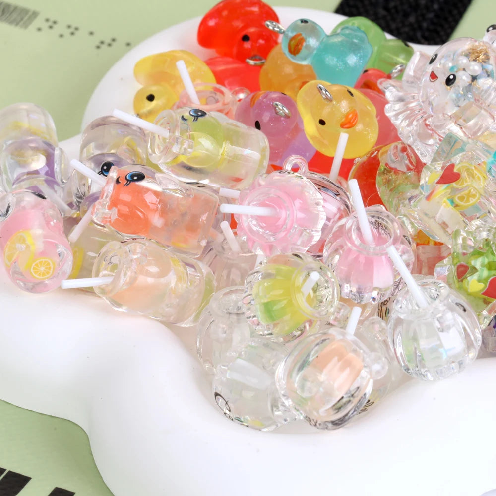 50Pcs/Lot Duck Star Ocean Animal Random Resin Charms Pendant Beads For Jewelry Making Findings DIY Bracelet Earring Accessories
