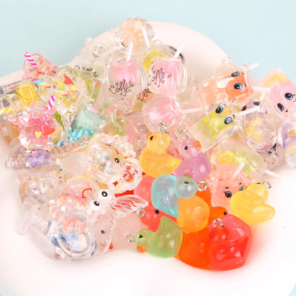50Pcs/Lot Duck Star Ocean Animal Random Resin Charms Pendant Beads For Jewelry Making Findings DIY Bracelet Earring Accessories