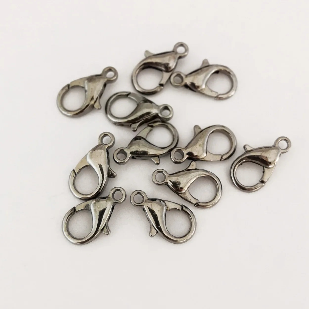 Gold Color / Bronze / Gun Black / Dark Silver Color Metal Lobster Clasps Hooks for Necklace Bracelet Jewelry Making DIY Findings