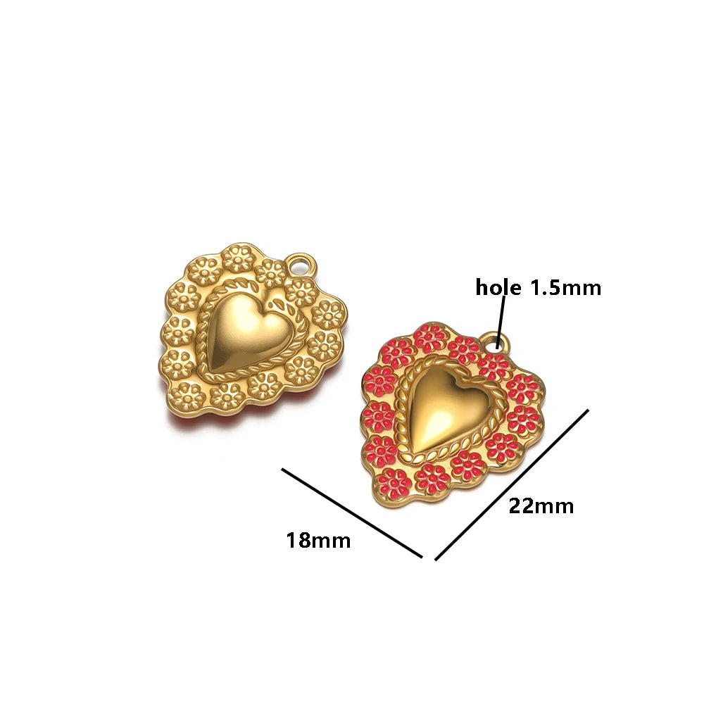 Hot Selling 304 Stainless Steel 18k Pvd Gold Plated Flower Pattern Heart Charm Pendant for Jewelry Necklace Making