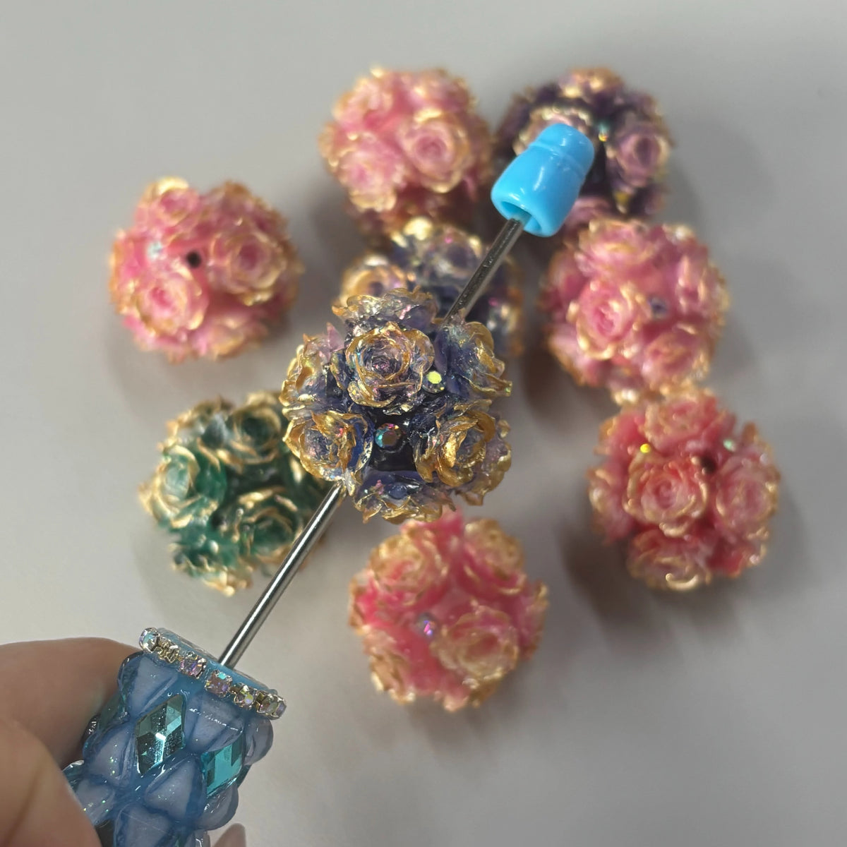 Luminous Gold Edged Rose Flower Clay Beads Glitter Fancy Beads for Beadable Pen and DIY Crafts