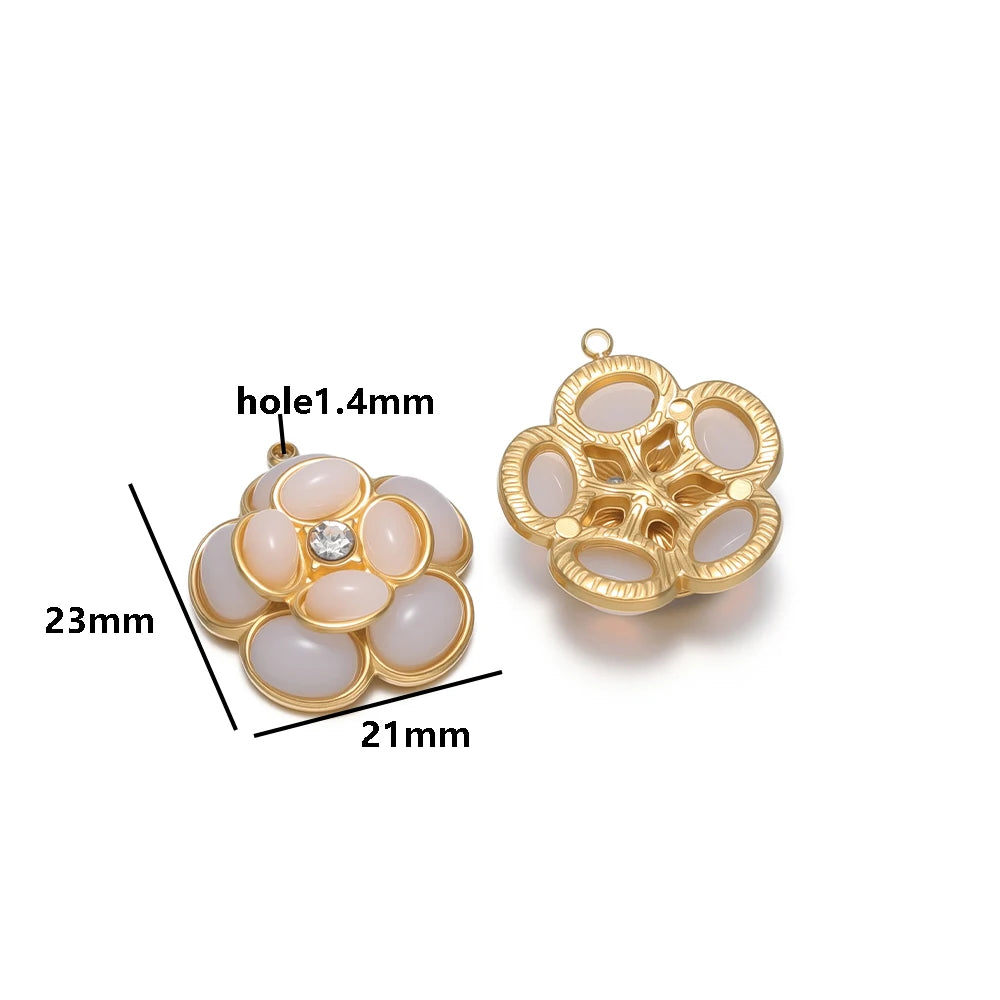 Exquisit Stainless Steel 18k Gold Plated Hollow Flower Zircon Charms Pendant for DIY Jewelry Necklace Making