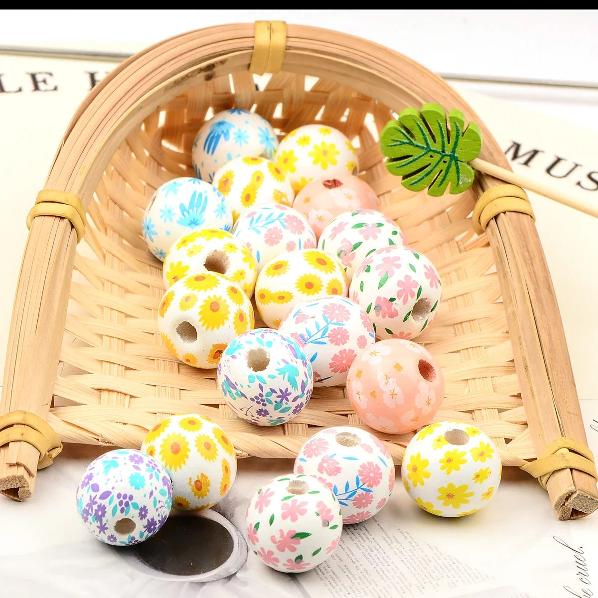 15pcs Beautiful wooden bead with various flower pattern Charm Large Hole Bead for Gift DIY Necklace Bracelet Jewelry Accessories