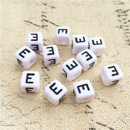 100PCS 10*10MM Square Acrylic Letter Beads Single Alphabet A ABC Mix Printing White English Character Bracelet Jewelry Beads
