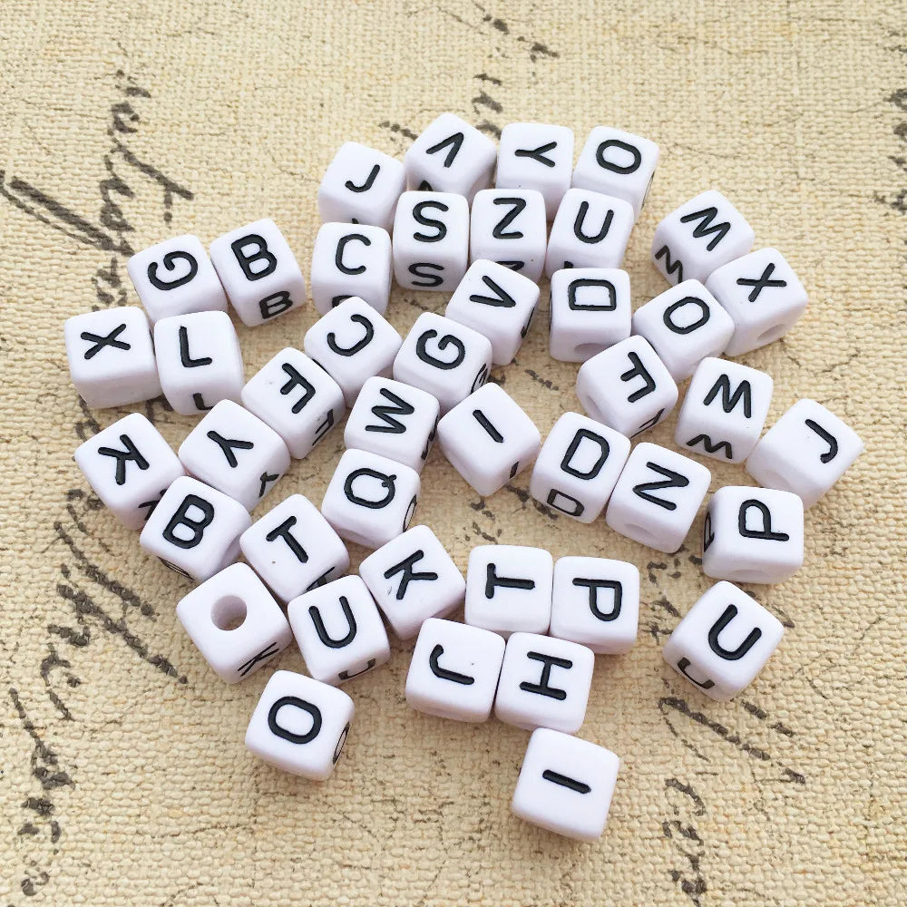 100PCS 10*10MM Square Acrylic Letter Beads Single Alphabet A ABC Mix Printing White English Character Bracelet Jewelry Beads