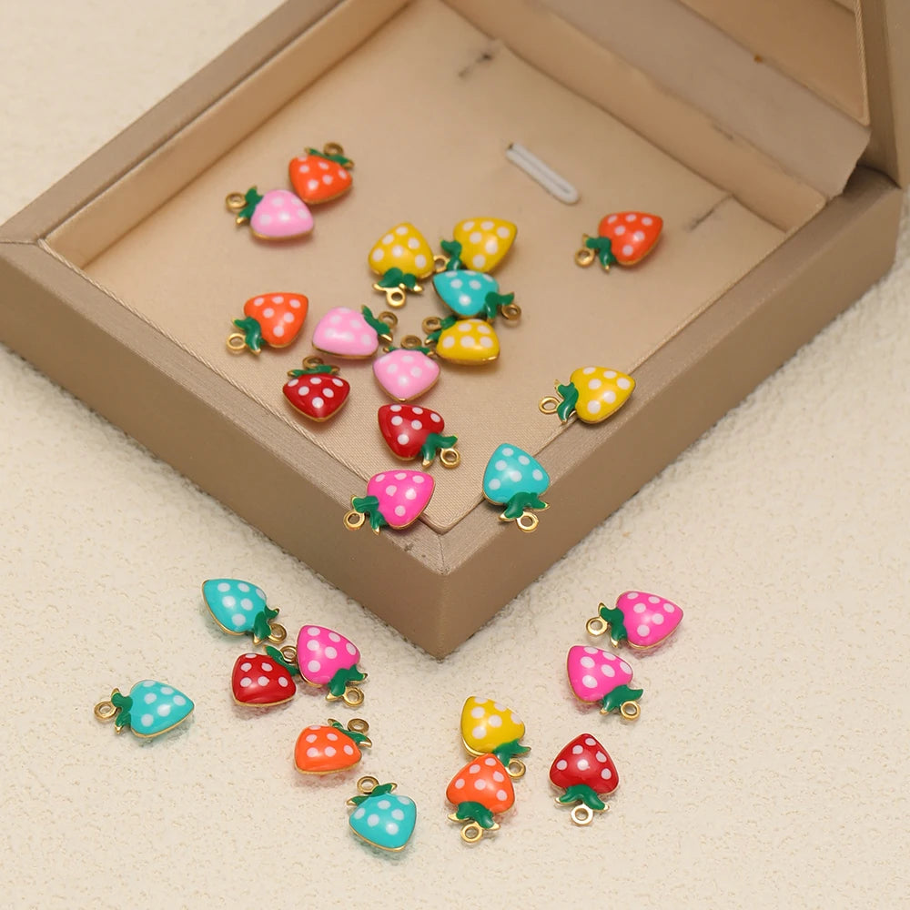 Trendy New Wholesale Stainless Steel 18k Gold Plated Enamel Strawberry Charm Pendant for Jewelry Necklace Making