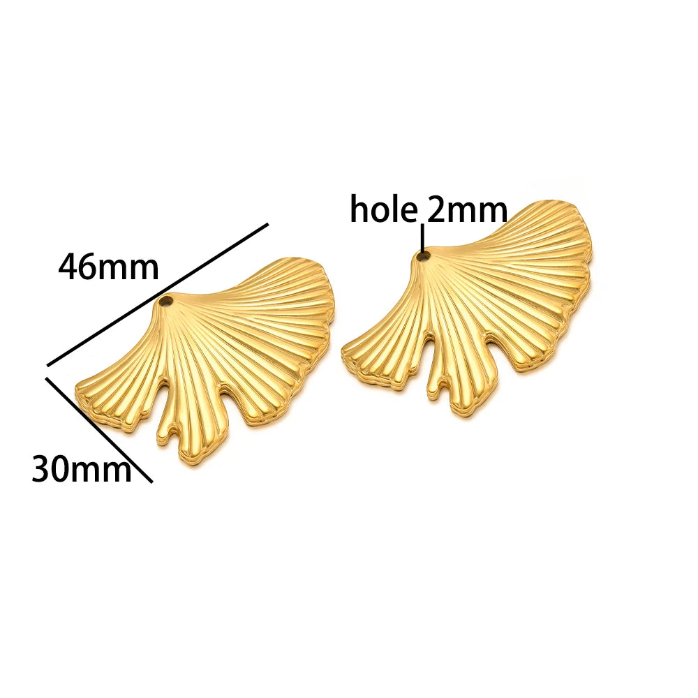 Wholesale Gold Plated Stainless Steel Moon Sun Leaf Cross Heart Charm Pendant for DIY Jewelry Necklace Making