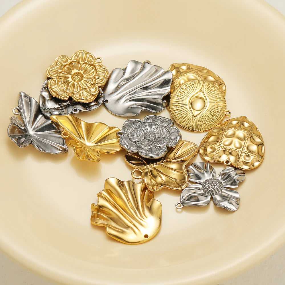 Vintage Stainless Steel18k Gold Plated Heart Flower Leaves Charms Pendant for DIY Jewelry Necklace Earring Making