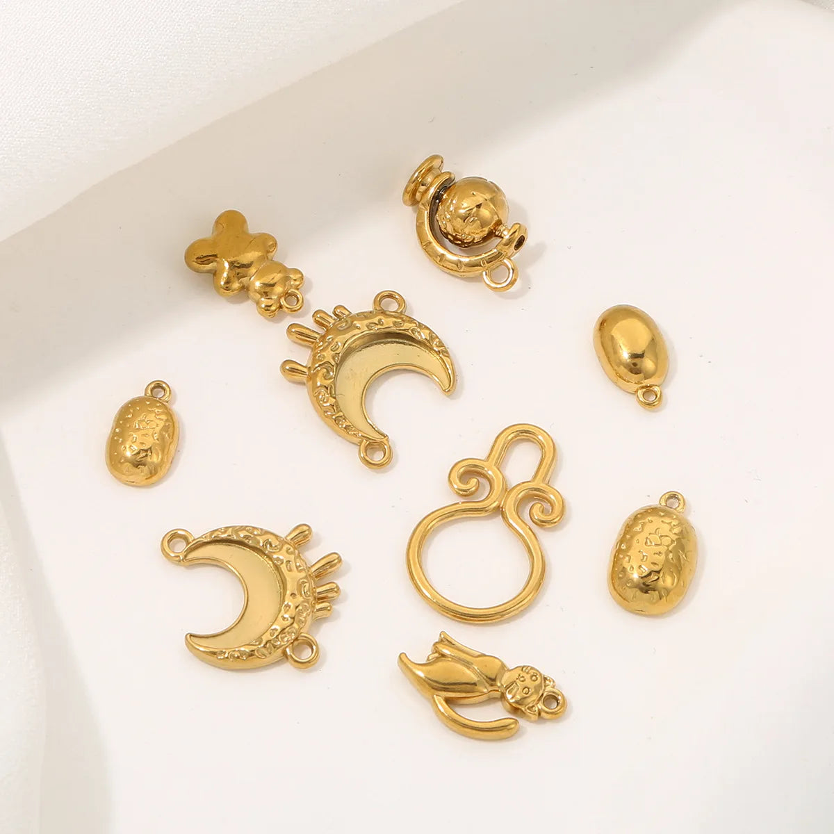 Trendy Stainless Steel 18k Gold Plated Moon Tellurion cat Charms Pendant for DIY Jewelry Necklace Making