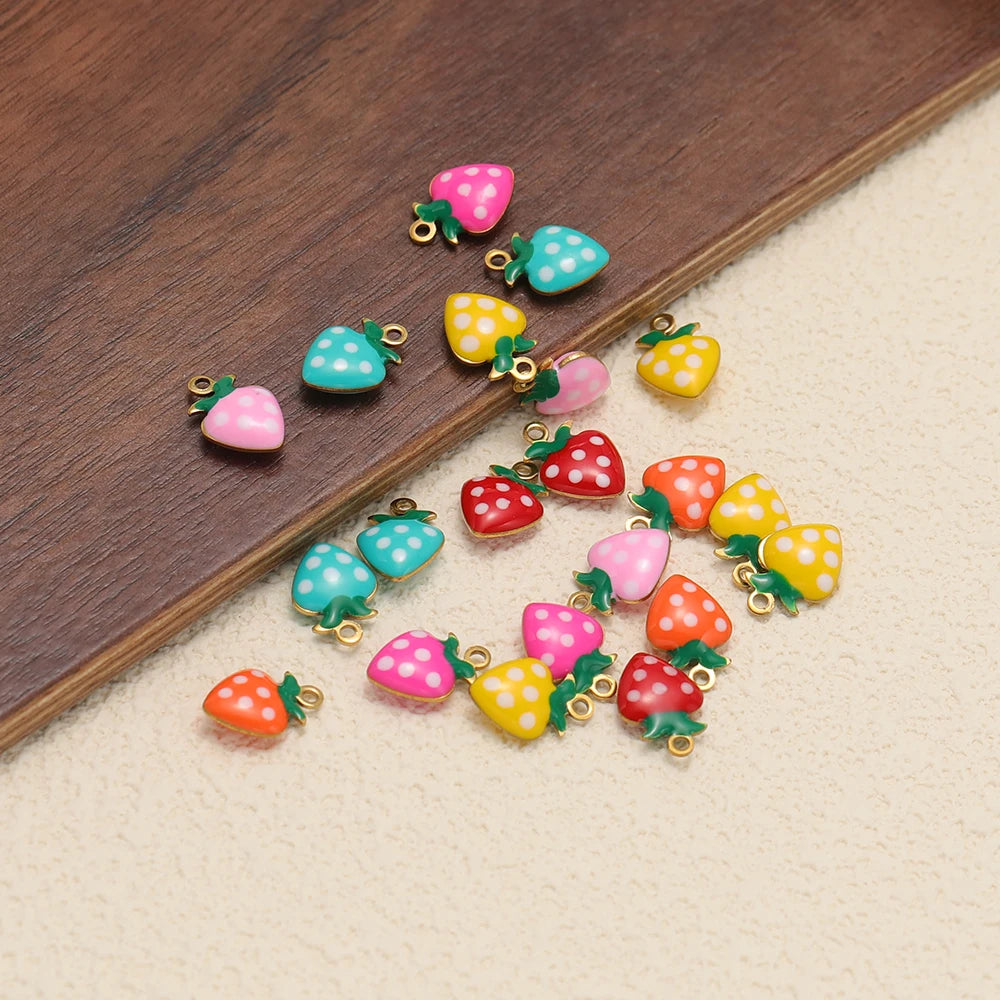 Trendy New Wholesale Stainless Steel 18k Gold Plated Enamel Strawberry Charm Pendant for Jewelry Necklace Making
