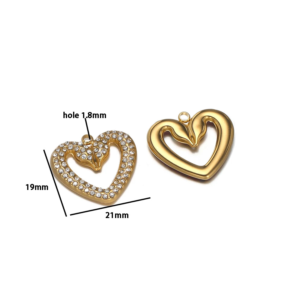 Wholesale Stainless Steel Gold Plated Two Snakes Colored Zircon Hollow Heart Charm Pendant for Necklace Jewelry Making
