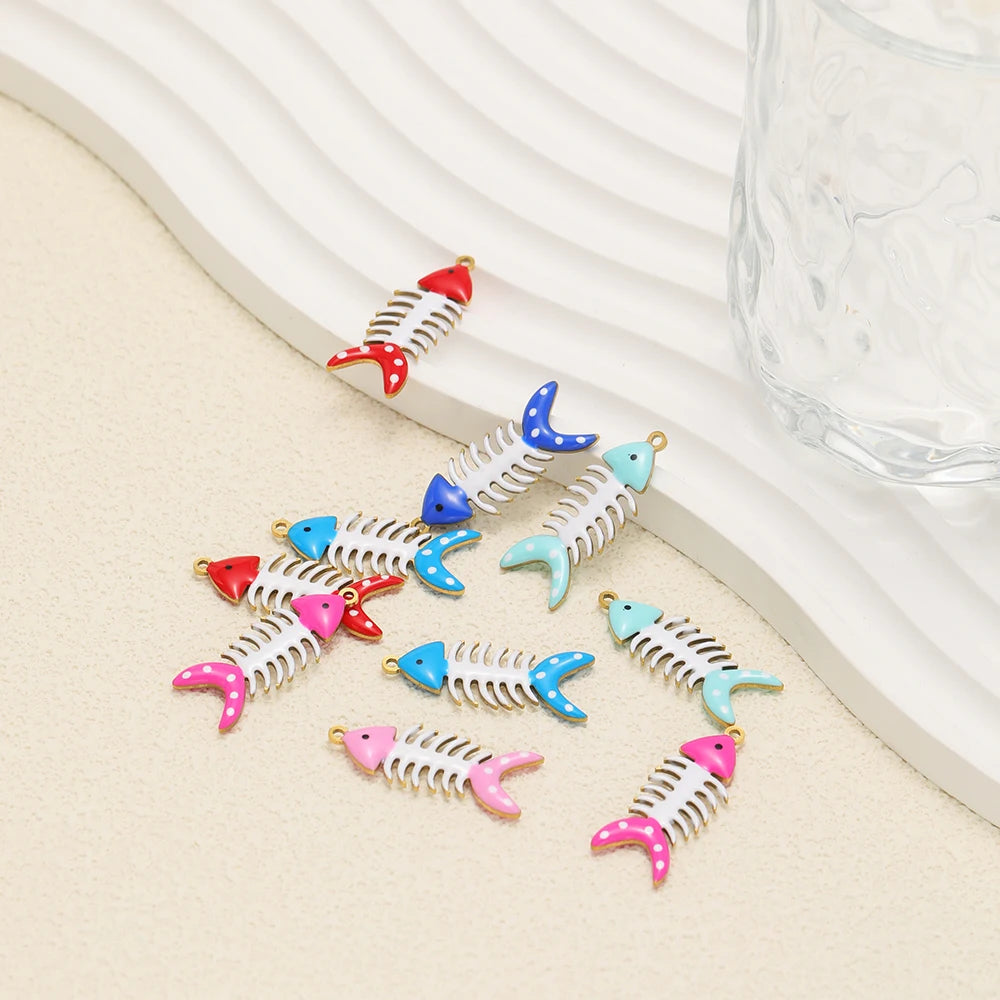 No Tarnish 18k Gold Plated Stainless Steel Small Enamel Fishbone Charm Pendant for Jewelry Necklace Making Accessories