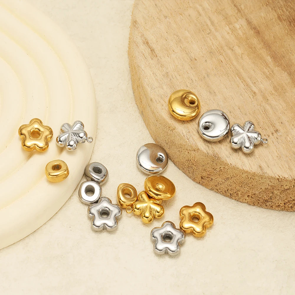 Simple Cute Pendant 18k Gold Plated Stainless Steel Hollow Flower Round Handbag Charm Pendant for Jewelry Making Accessories