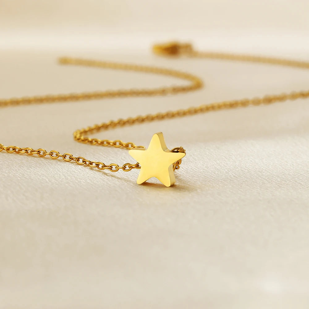 Europe Popular Pendants Stainless Steel Gold Plated Horizontal Vertical Hole Heart Star Charm Pendant for Necklace Making