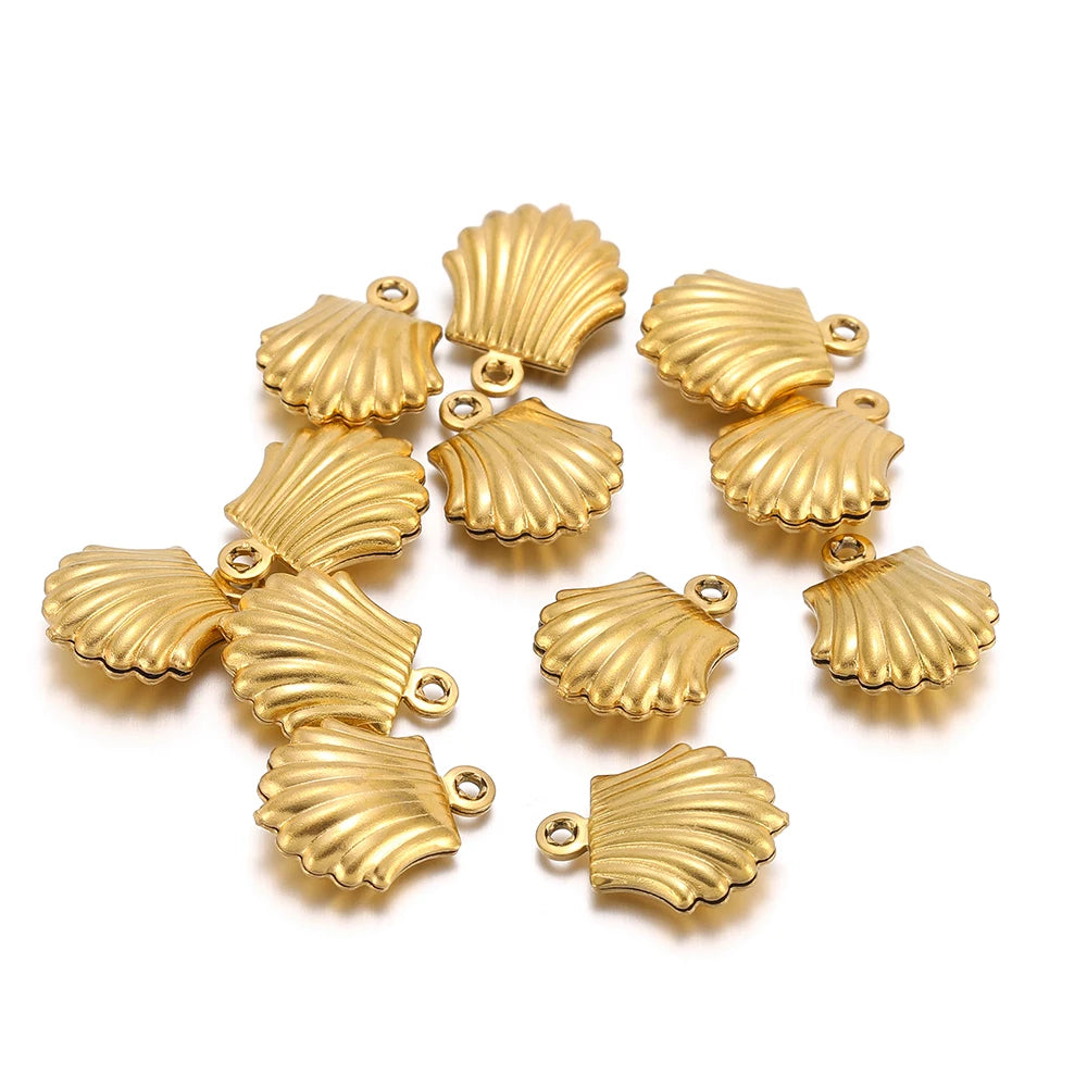 Fashion Stainless Steel 18k Gold Plated Hollow Fish Shell Charm Pendant for Jewelry Necklace Making Accessories