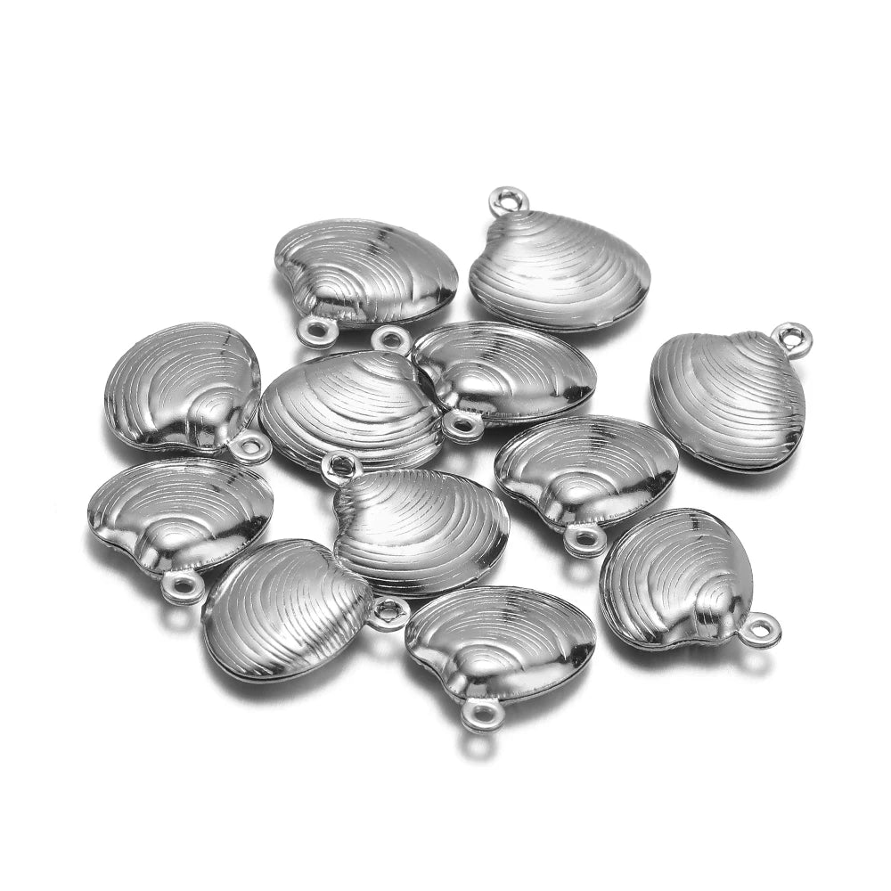 Ocean Style 304 Stainless Steel 18k Gold Plated 14mm Hollow Shells Pendant Charm  for Jewelry Necklace Making Accessories