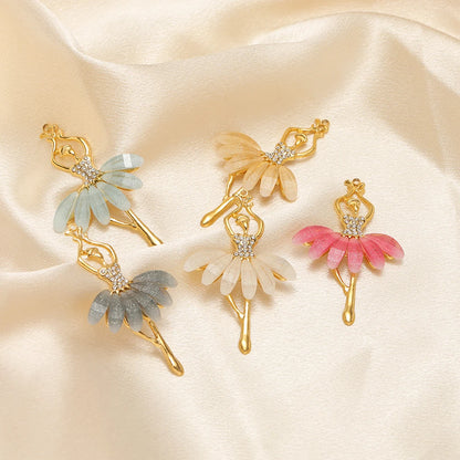 Luxury Stainless Steel 18k Gold Plated Oil Drop Ballerina Zircon Charm Pendant for Jewelry Necklace Making