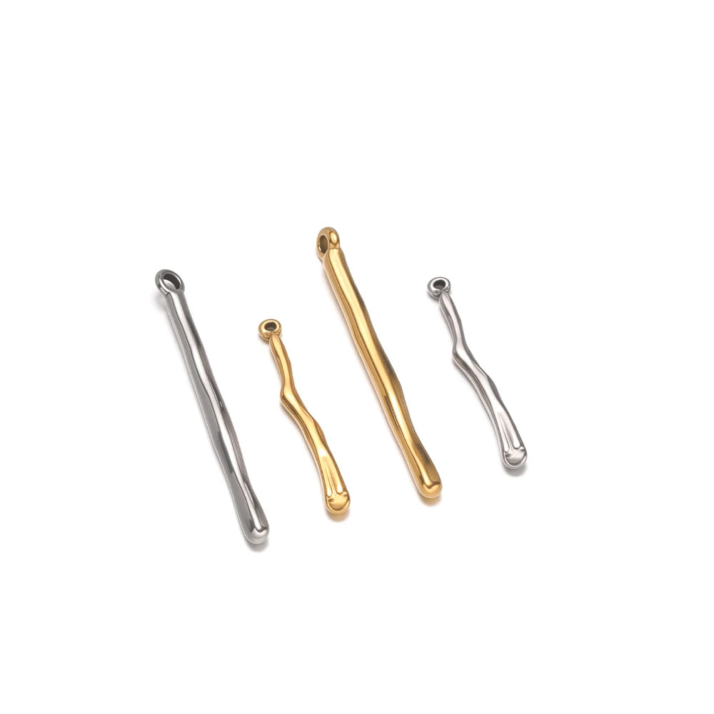 18K Gold Plated Stainless Steel Round Four Leaf Clover Charm DIY Jewelry Making Accessories for Necklace Earrings Garment