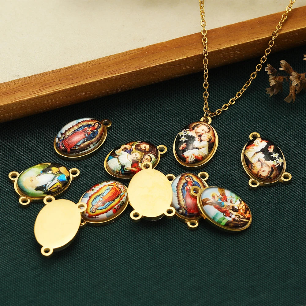 Wholesale 18k Gold Plated Stainless Steel  Religious Jesus the Madonna Oval Charm Pendant for DIY Necklace Jewelry Making