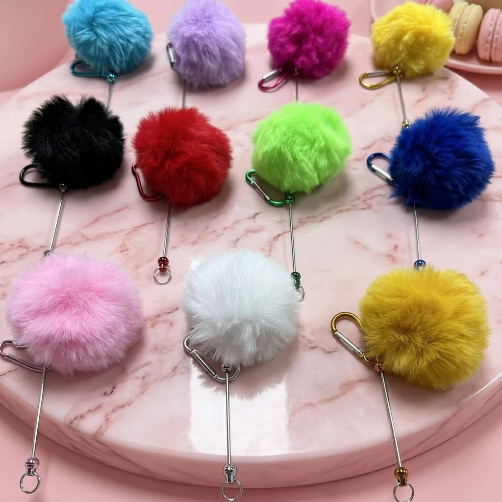 Wholesale in Stock Modern 8CM Fluffy Plastic Balls with Beadable Carabiner Keychain Snap Ring for DIY Bag Charm & Gift Craft