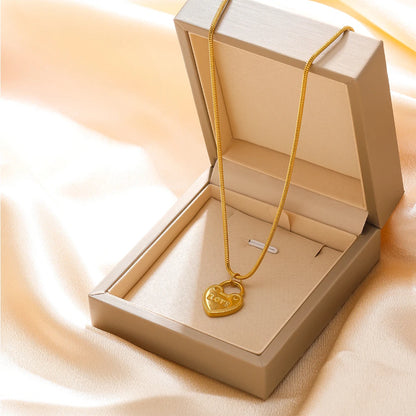 Popular Stainless Steel Gold Plated Charm Love Lock Bear Heart  Charm Pendant for DIY Jewelry Necklace Making