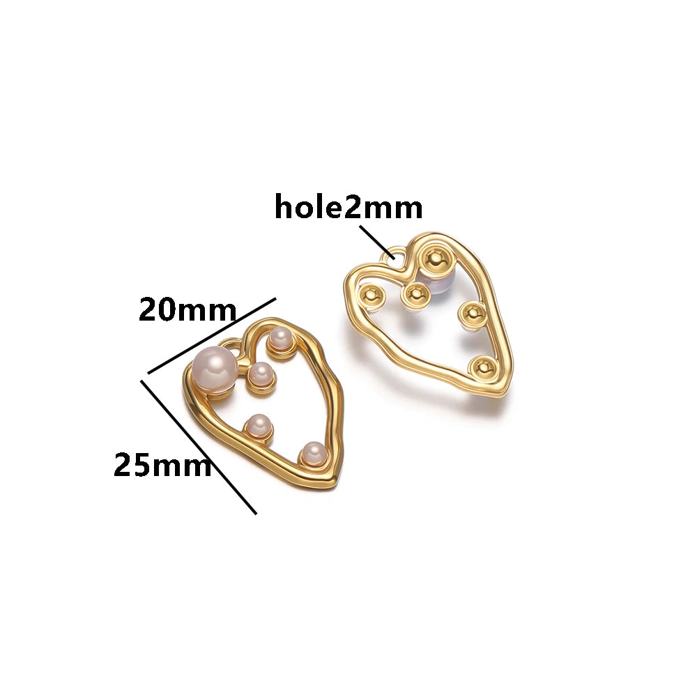 Vintage Simple Pendant 18k Gold Plated Stainless Steel Hollow Heart-Shape Pearl Charm Pendant for DIY Necklace Jewelry Making