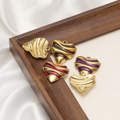Vintage Exquisite Stainless Steel 18k Gold Plated 26*24mm Enamel Heart Charm Pendant for Diy Jewelry Making Wholesale