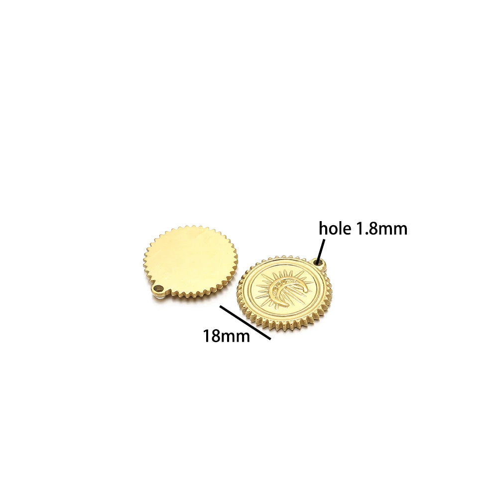 Fashion Pendant 304 Stainless Steel 18k Gold Plated Cross Moon Geometric Charm Pendant for DIY Jewelry Necklace Making