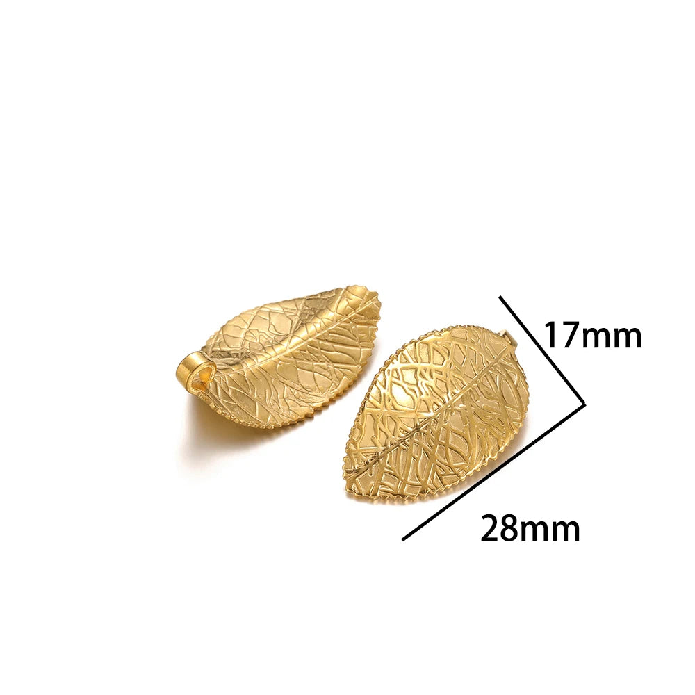 Virgin Mary Religious Pendant 304 Stainless Steel 18k Gold Plated  Charm Pendants for Necklace Making