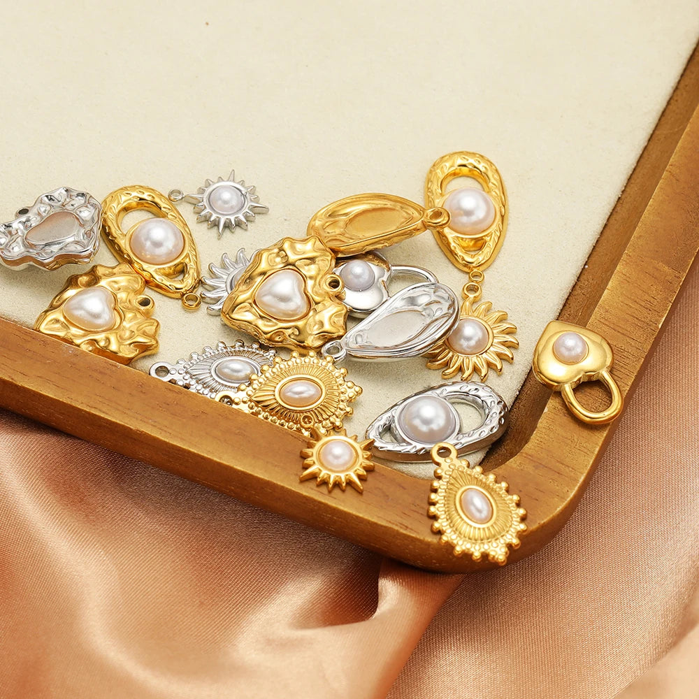 Vintage Style 18k Gold Plated Stainless Steel Heart Sun Lock Oval Pearl Charm Pendant for Women Jewelry Making Accessories