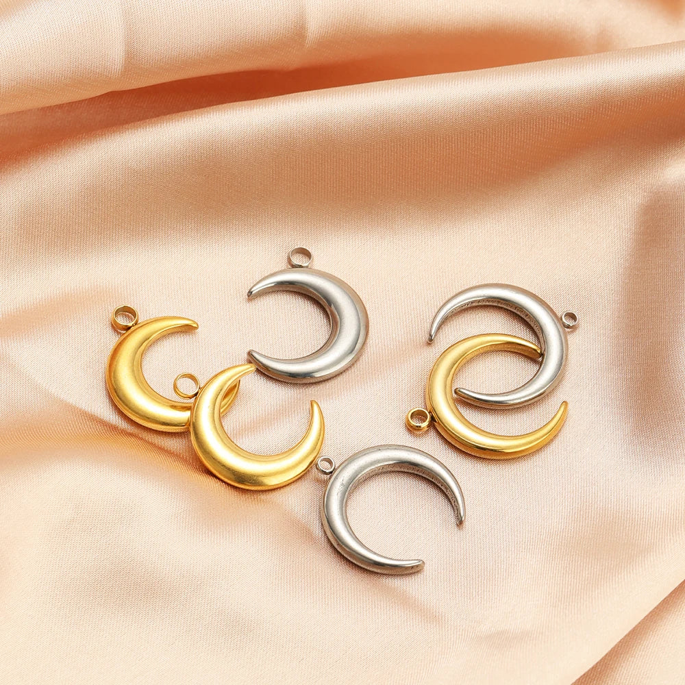 Top Quality Stainless Steel 18k Gold Plated Moon  Light Luxury Niche Design Pendant for Women's Jewelry Necklace