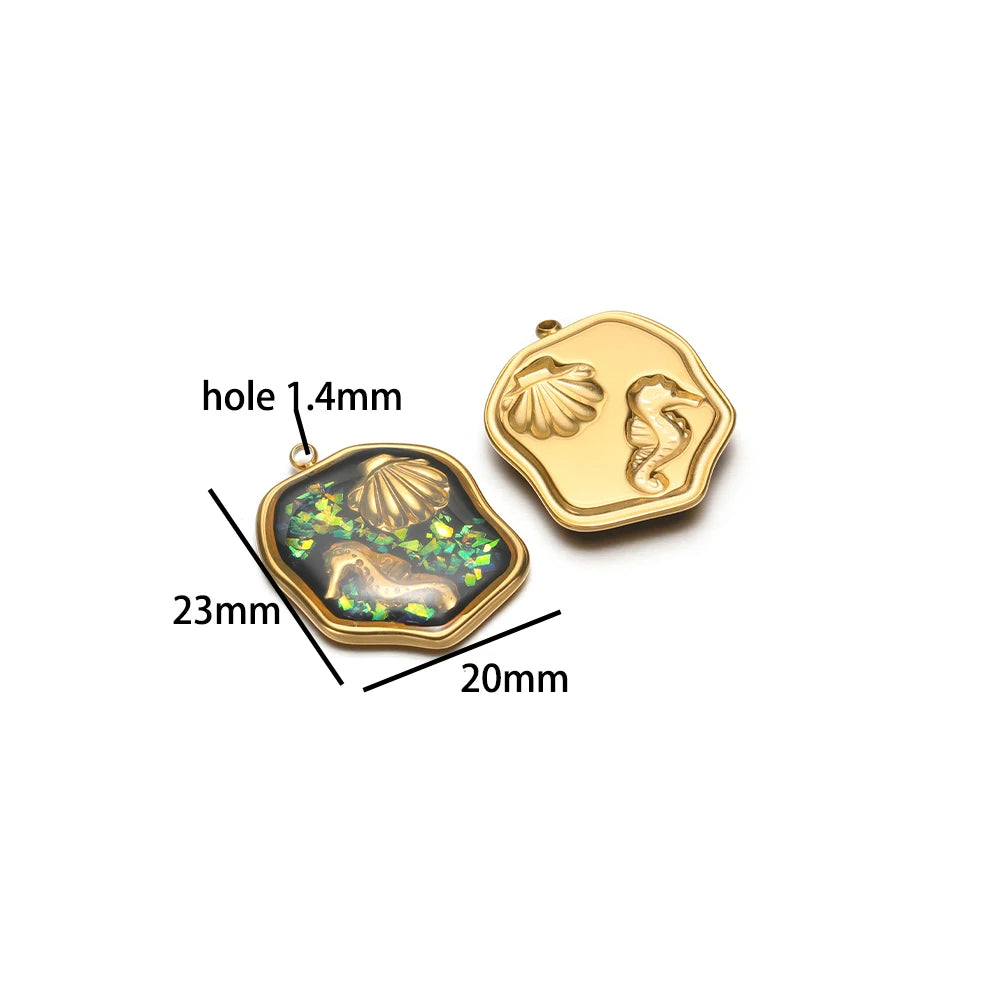 Exquisite Stainless Steel 18k Gold Plated Enamel Sea Turtle Sea Horse Charm Pendant for Jewelry Necklace Making