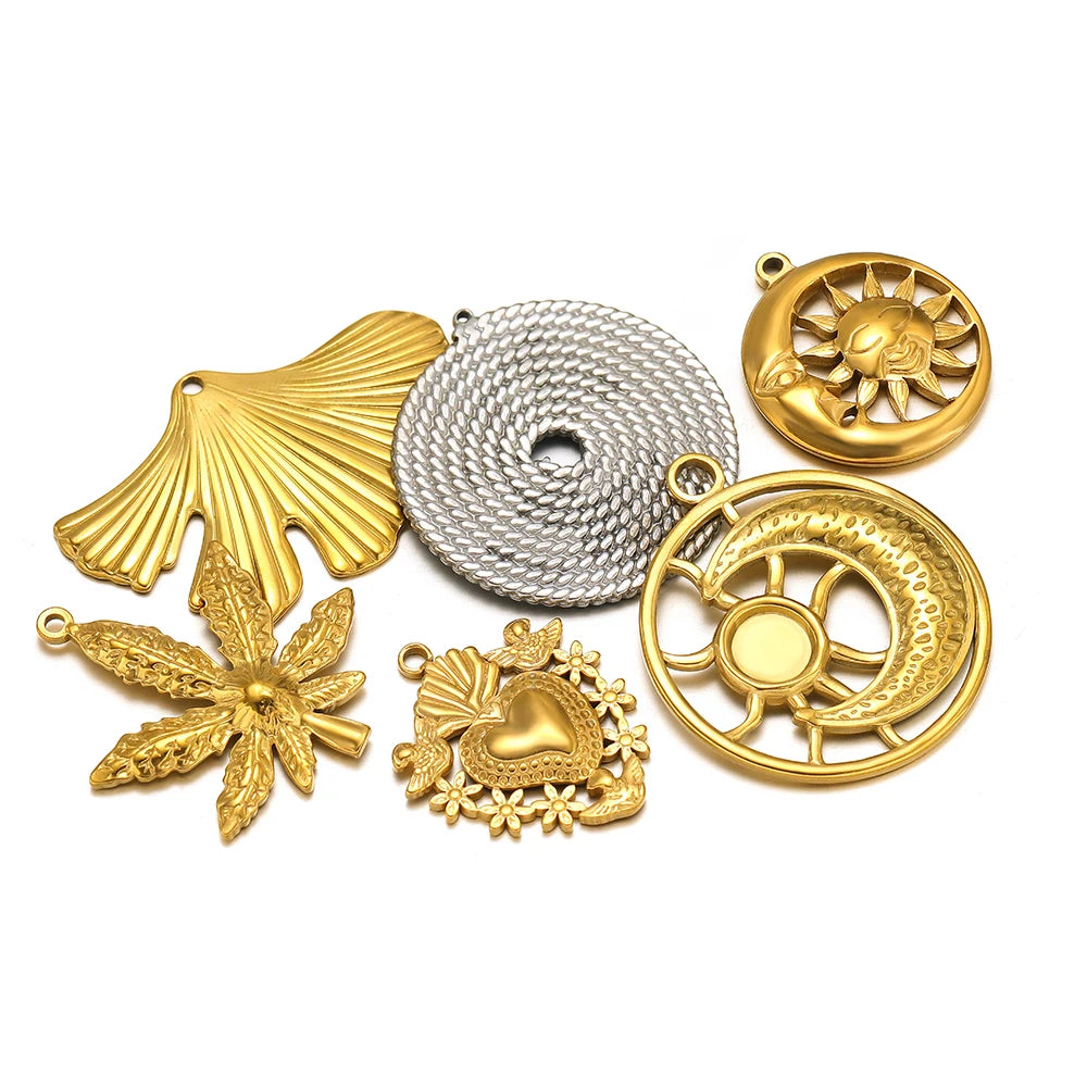 Wholesale Gold Plated Stainless Steel Moon Sun Leaf Cross Heart Charm Pendant for DIY Jewelry Necklace Making