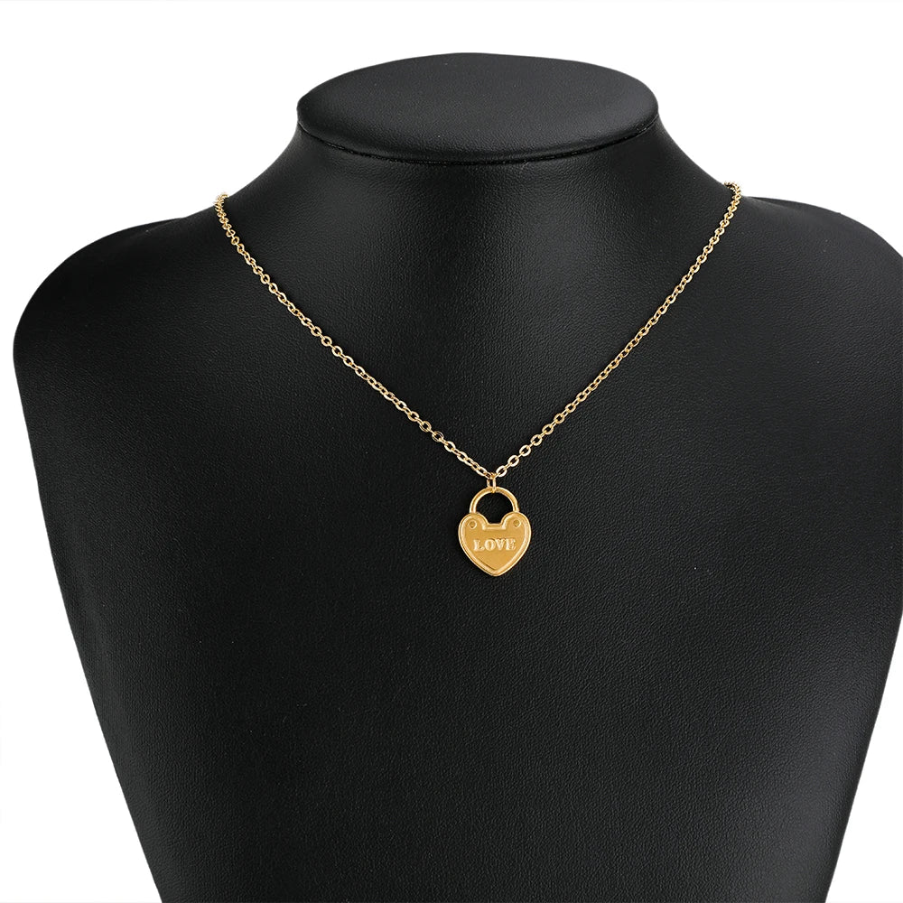 Popular Stainless Steel Gold Plated Charm Love Lock Bear Heart  Charm Pendant for DIY Jewelry Necklace Making