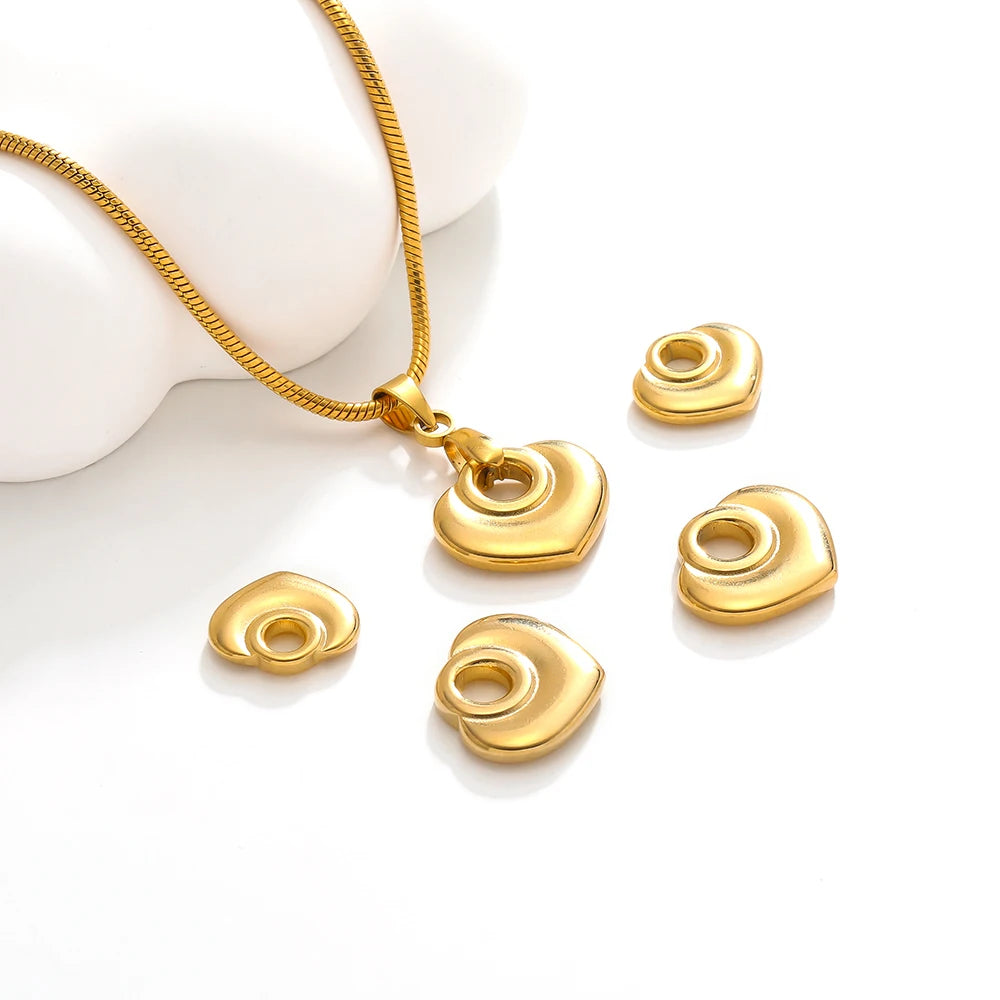 New Product 304 Stainless Steel 18k Gold Plated Heart Charm Pendants for Jewelry Necklace Making Accessories