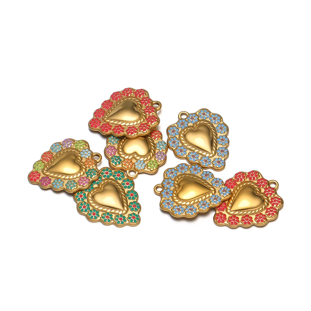 Hot Selling 304 Stainless Steel 18k Pvd Gold Plated Flower Pattern Heart Charm Pendant for Jewelry Necklace Making