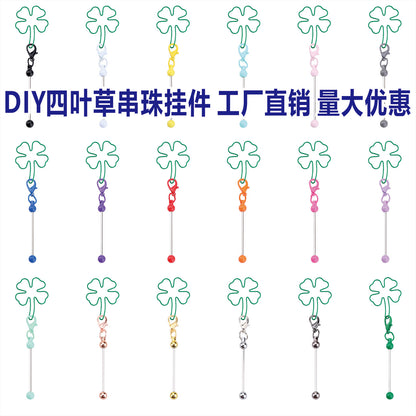 New four-leaf clover keychain, creative DIY beaded four-leaf clover shape keychain, backpack, luggage pendant in stock.