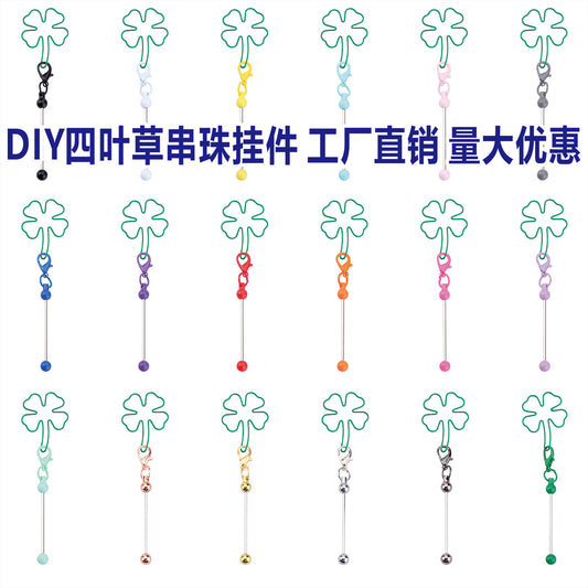New four-leaf clover keychain, creative DIY beaded four-leaf clover shape keychain, backpack, luggage pendant in stock.