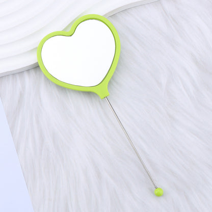 Heart-shaped makeup mirror, love DIY beaded mirror, handheld makeup mirror, portable single-sided vanity mirror, plastic spot.