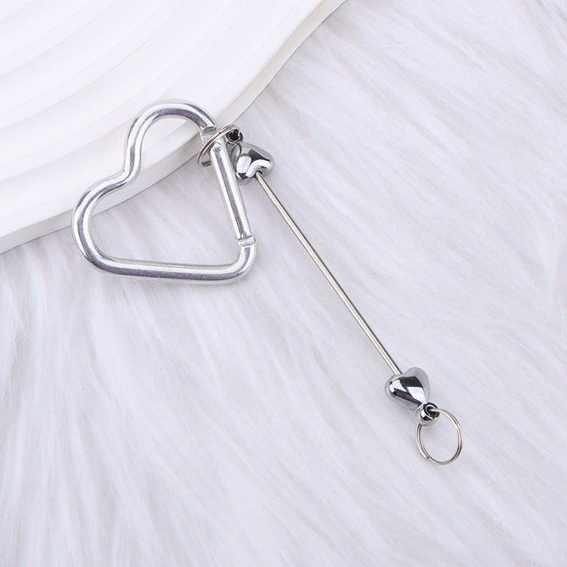 New DIY beaded love pole mountaineering buckle, gourd hook keychain wallet, backpack pendant heart-shaped outdoor use
