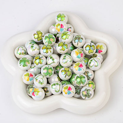 100Pcs 16mm acrylic printing four-leaf clover through-hole round beads DIY Douyin live broadcast mobile phone rope keychain pen accessories
