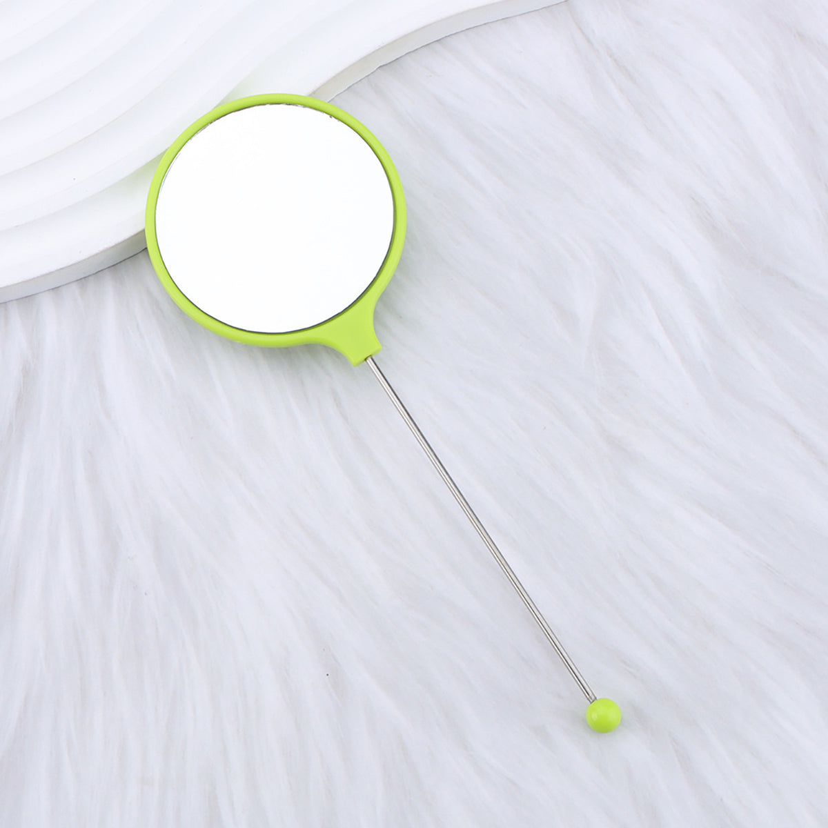 Handheld round makeup mirror high definition student portable makeup ins wind mini handle small mirror spot