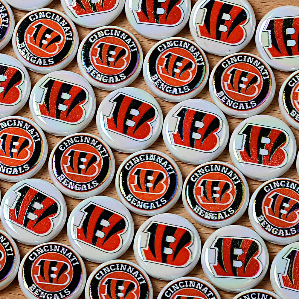 100Pcs 24mm NFL Football Team Acrylic Double Sided Printed Through Hole Beads DIY Bracelet Round Cake Beads