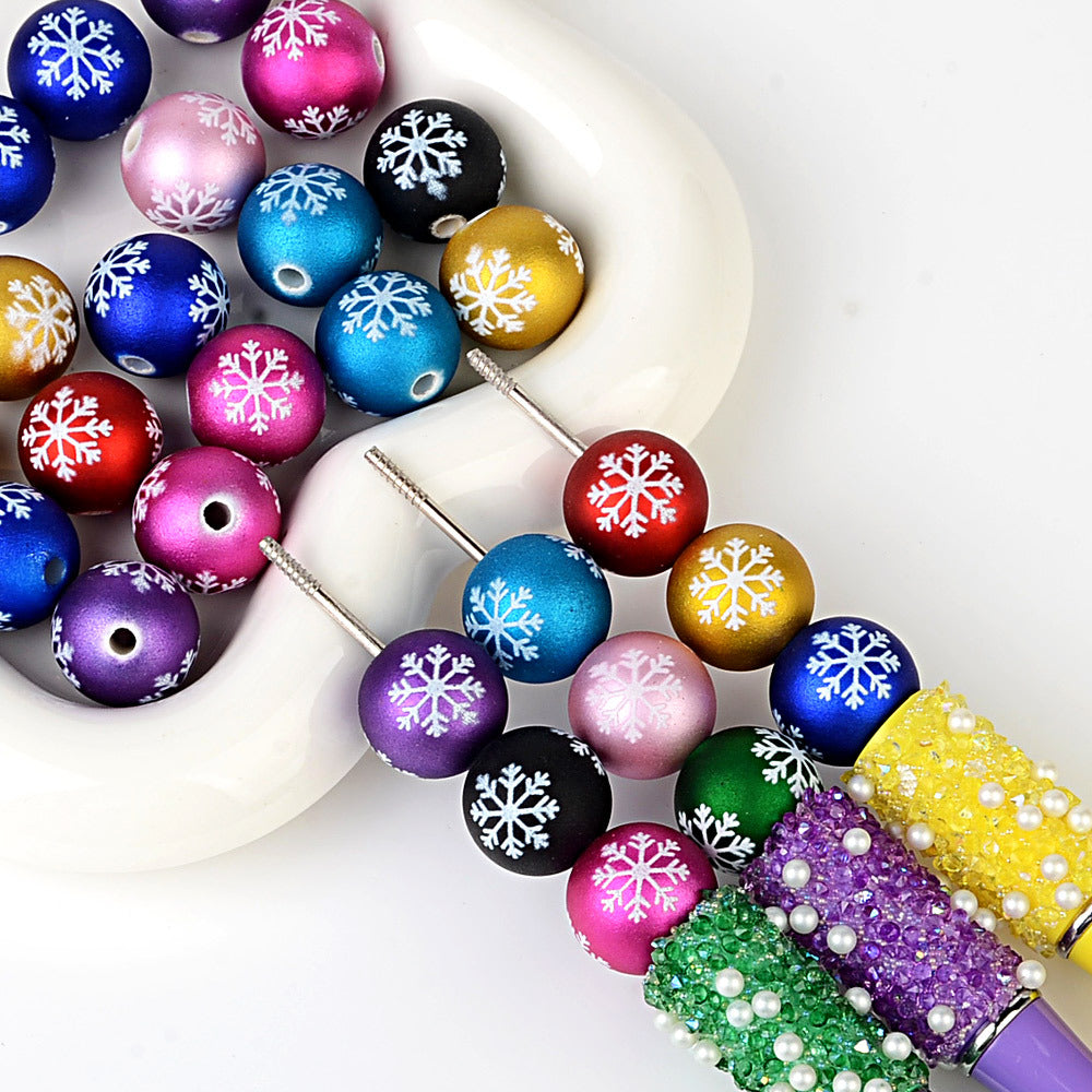 100Pcs matte feel paint Christmas series three-sided printing snowflake straight hole round bead DIY jewelry mobile phone chain bead pen accessories