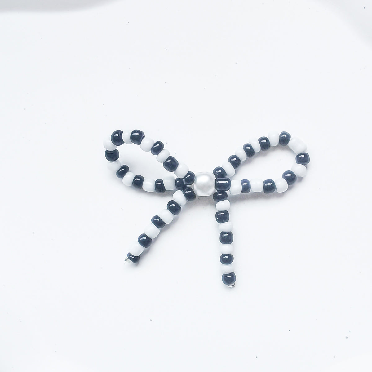 Versatile bow cute pen beaded DIY accessories mobile phone hanging beaded chain millet beads finished bow accessories