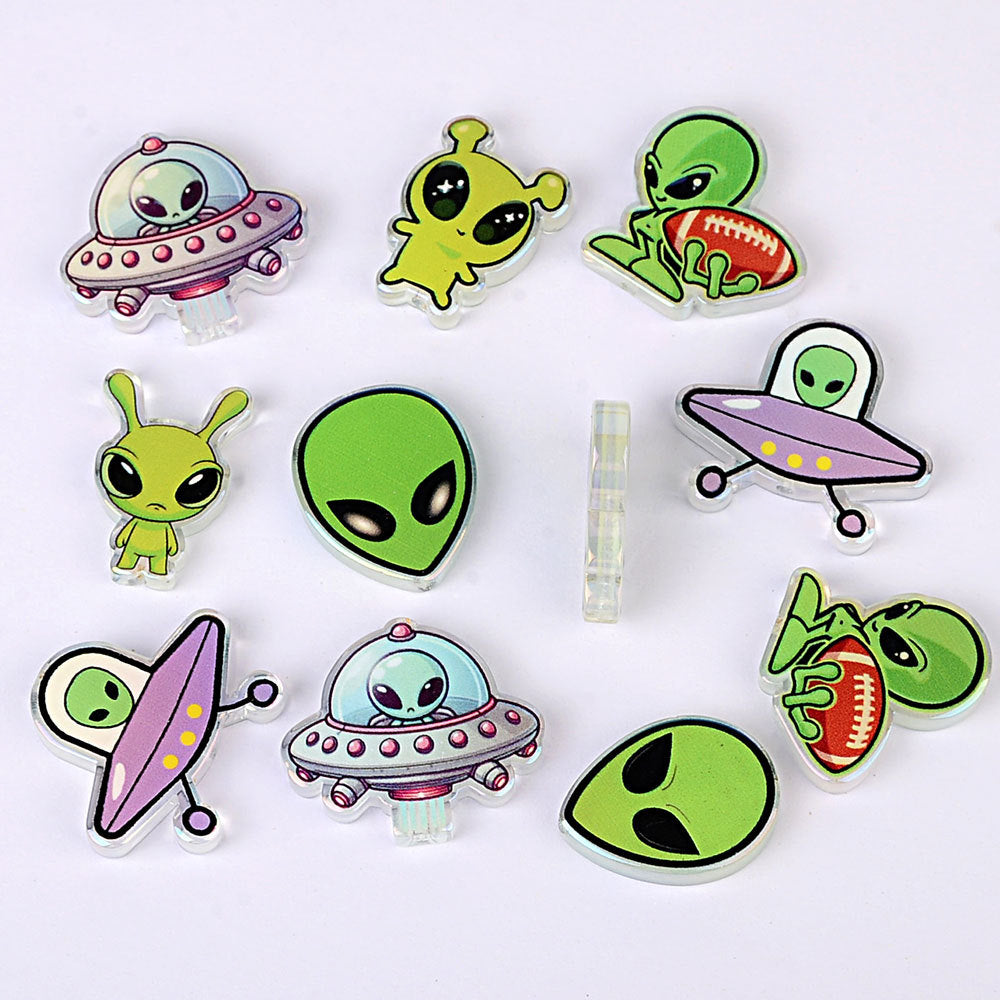 100Pcs double-sided relief alien UFO flying saucer piece beads DIY mobile phone chain keychain bag hanging pen jewelry accessories wholesale